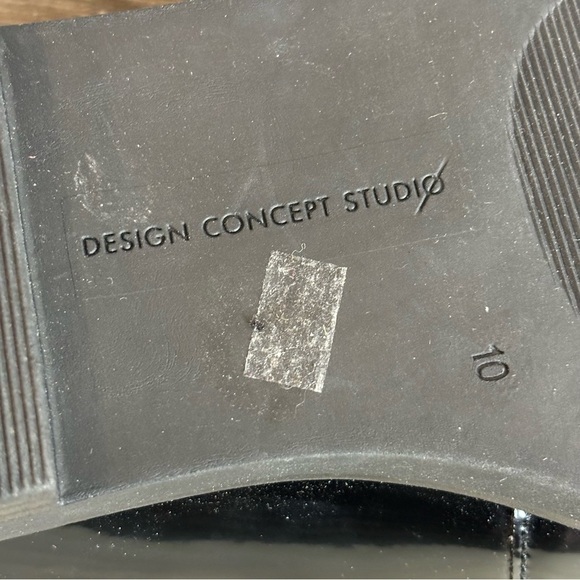 DESIGN CONCEPT STUDIO Sz 10 Studded Round Toe Slip On Patent Leather Loafers - Picture 10 of 10